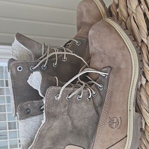 Timberland sheepskin booties